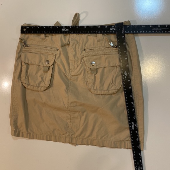 Tommy Hilfiger skirt - Picture 7 of 7